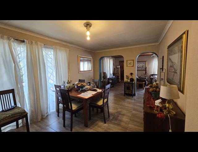 4 BEDROOM FREEHOLD FOR SALE IN ELANDSPARK